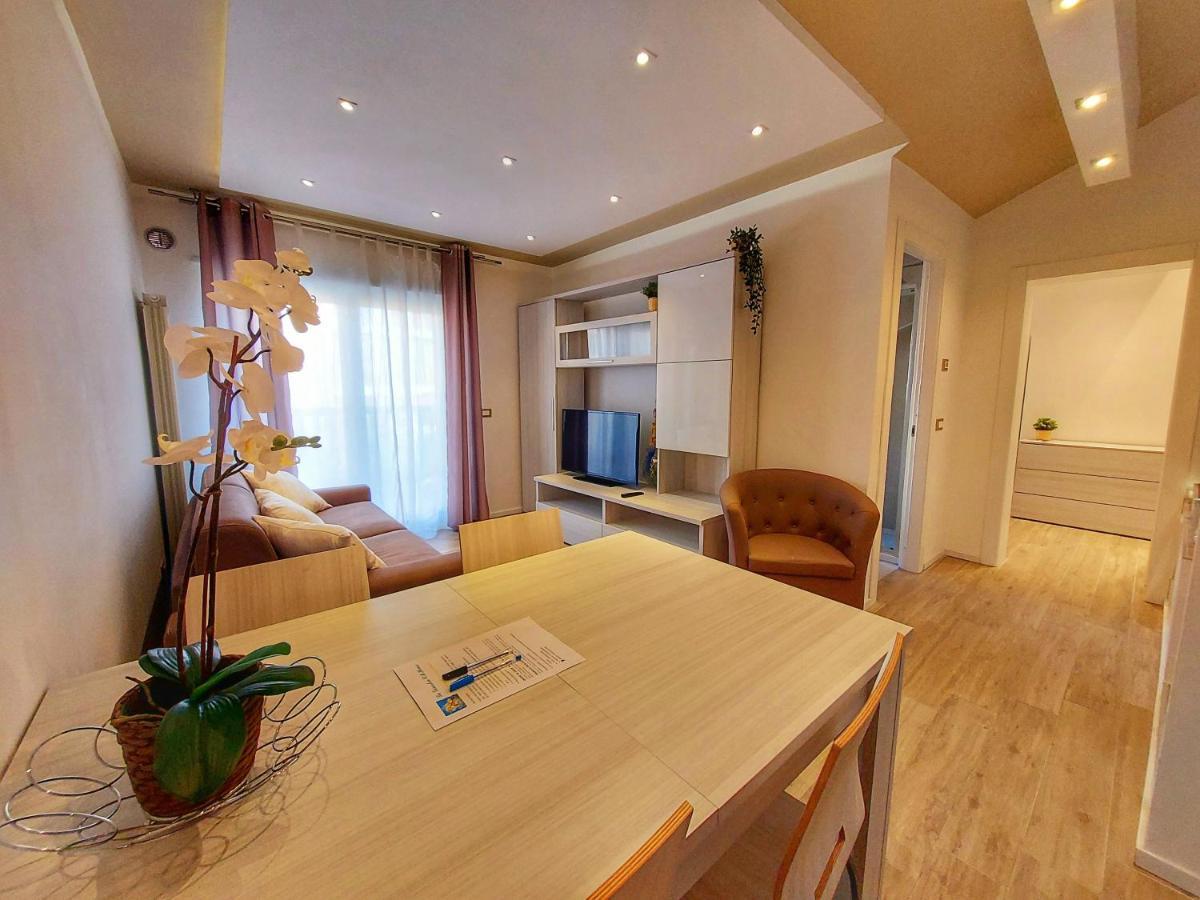 Ferienwohnung La Ginestra C&B House Castel Di Sangro Exterior foto