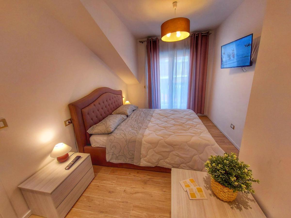 Ferienwohnung La Ginestra C&B House Castel Di Sangro Exterior foto